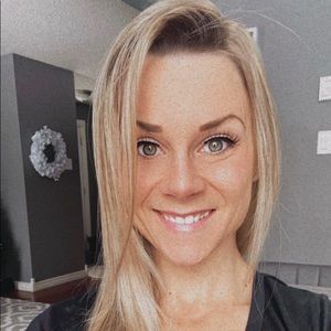 Meet your Posher, Isabelle